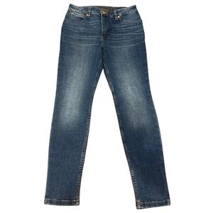 Wrangler Women’s Mid Rise Straight Leg Jeans - Classic Fit 30/28